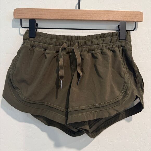 Lululemon Make A Move Running Shorts Green - Picture 1 of 5
